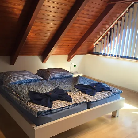 Martin * ליפנו נאד וויטאבו